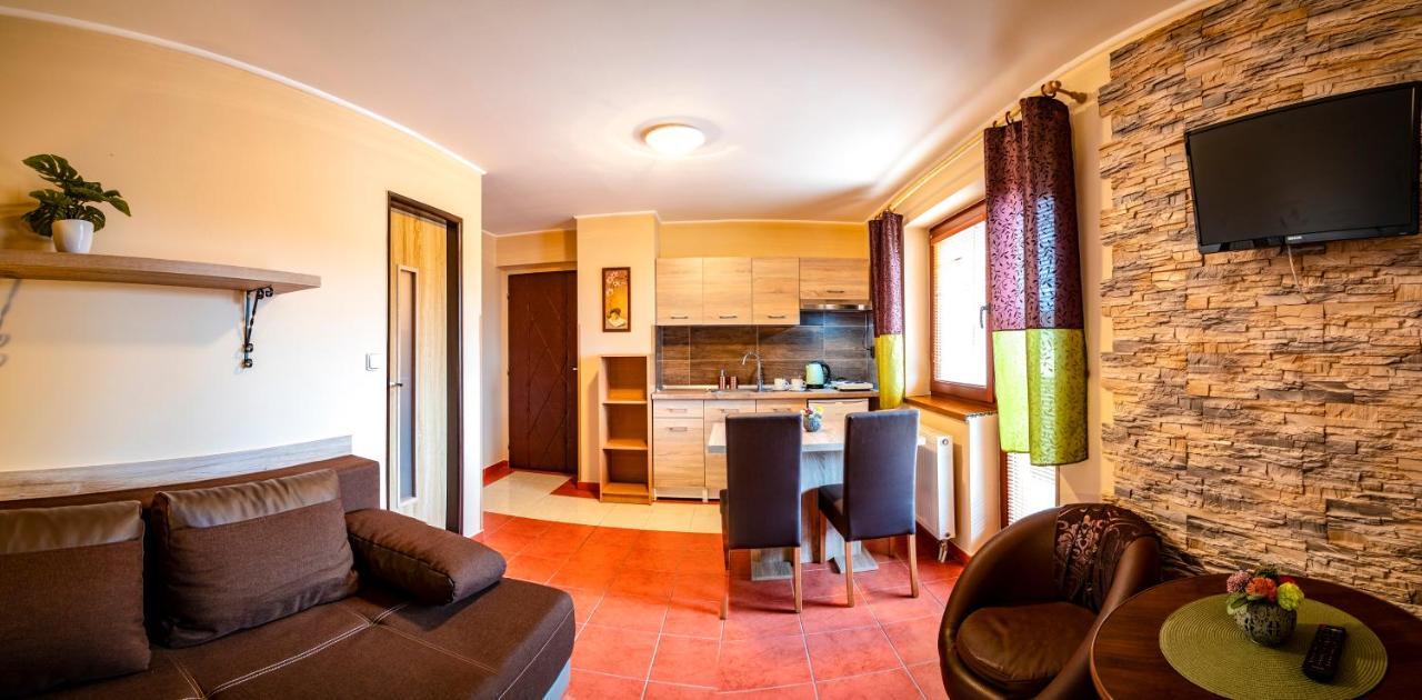 Apartmany Veverica Liptovský Mikuláš Exteriör bild